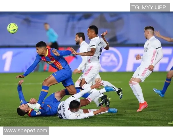 巴塞罗那与萨尔基利斯的精彩对决揭示足球魅力与战术智慧