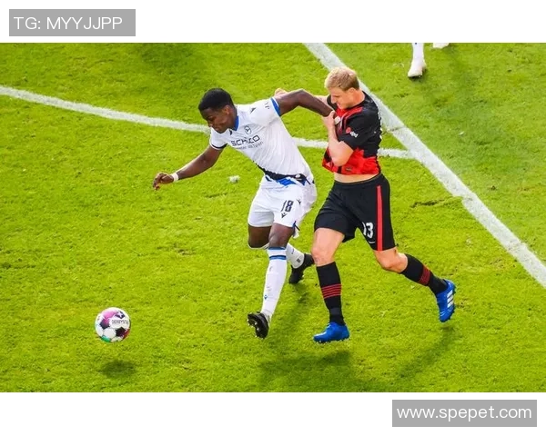 比勒费尔德与科隆的激烈对决谁能在德甲赛场上笑到最后